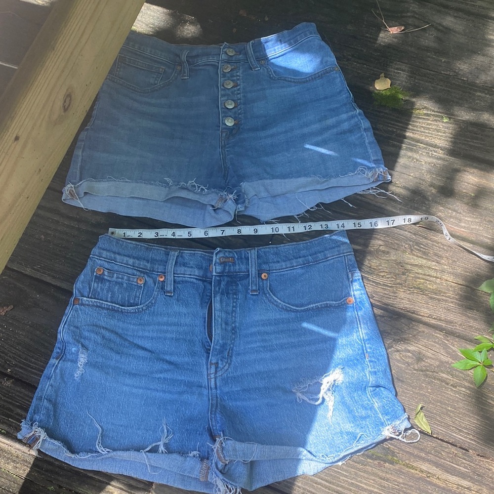 Set of 2 Madewell high rise button and zipper shorts